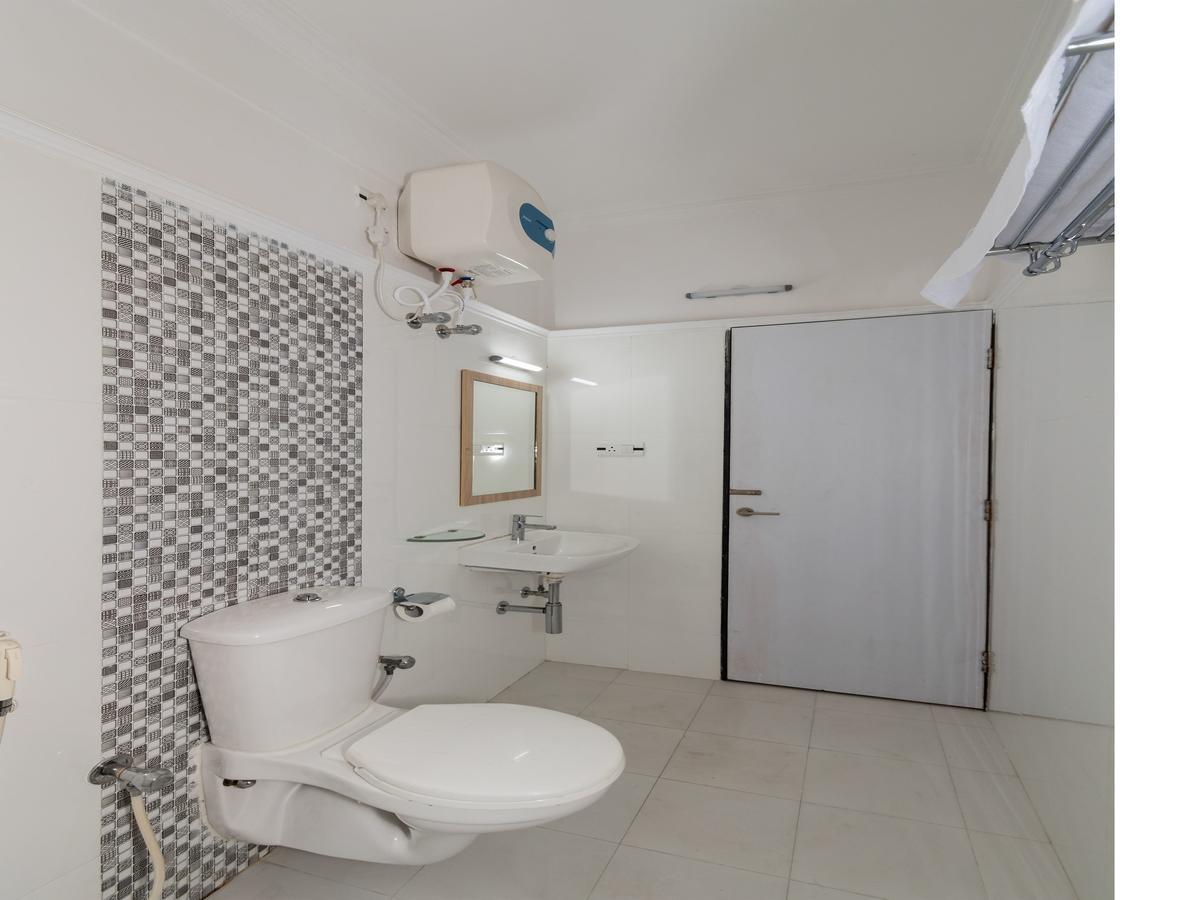 Oyo 8818 Coral Residency Newtown Hotell Liluāh Exteriör bild
