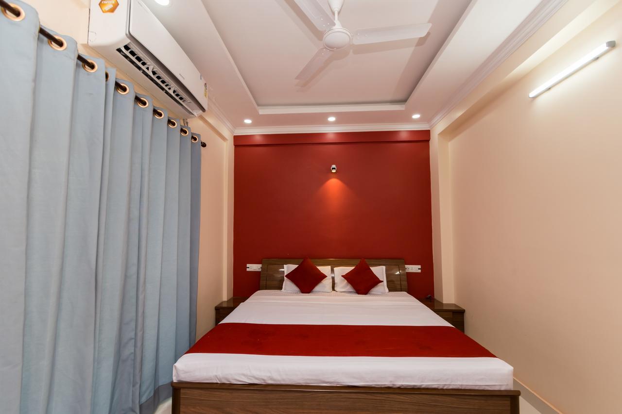 Oyo 8818 Coral Residency Newtown Hotell Liluāh Exteriör bild